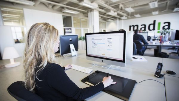 B2B e-commerce Supply Chain Management: Voorbeelden en voordelen