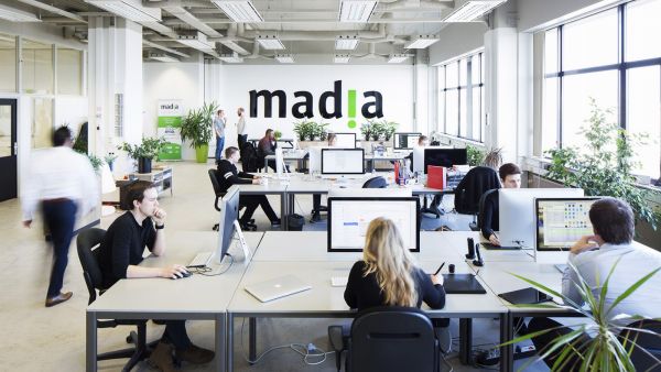 De bal aan het rollen brengen met klantadoptie in B2B e-commerce